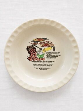 Vintage Red Cherry Pie Recipe Stoneware Pie Plate 10” Scalloped Baking Dish